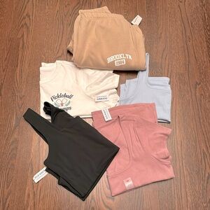 🌷🌷OLD NAVY, FOREVER 21, COMFORT BUNDLE BOX